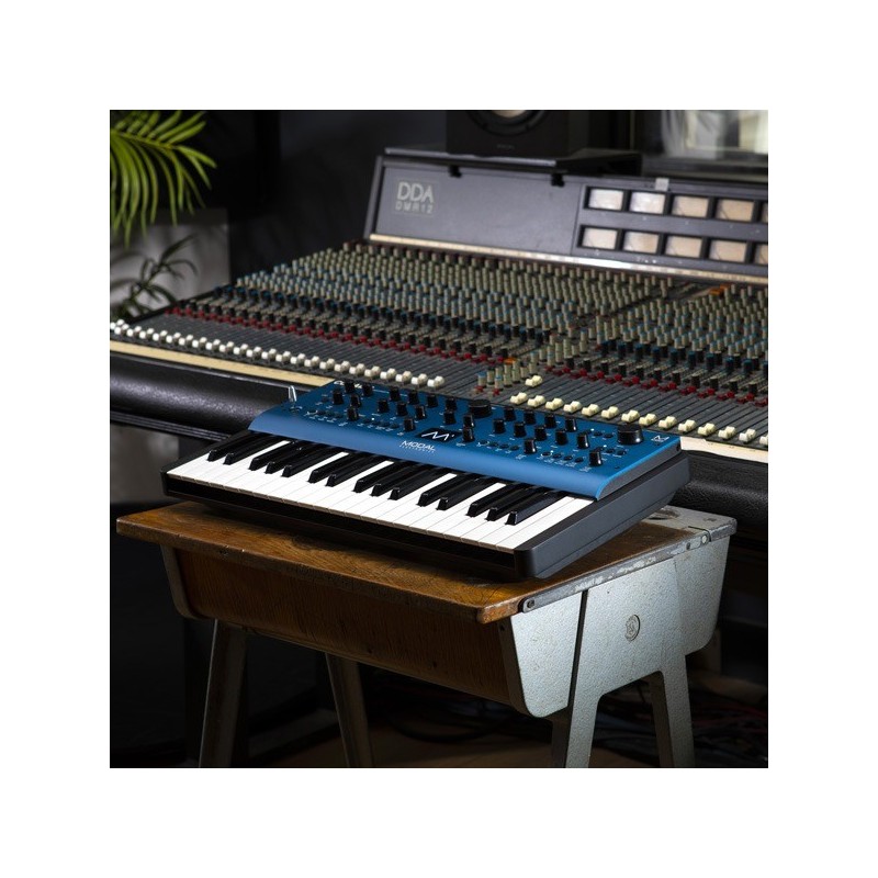 Modal Cobalt8 - syntezator analogowy