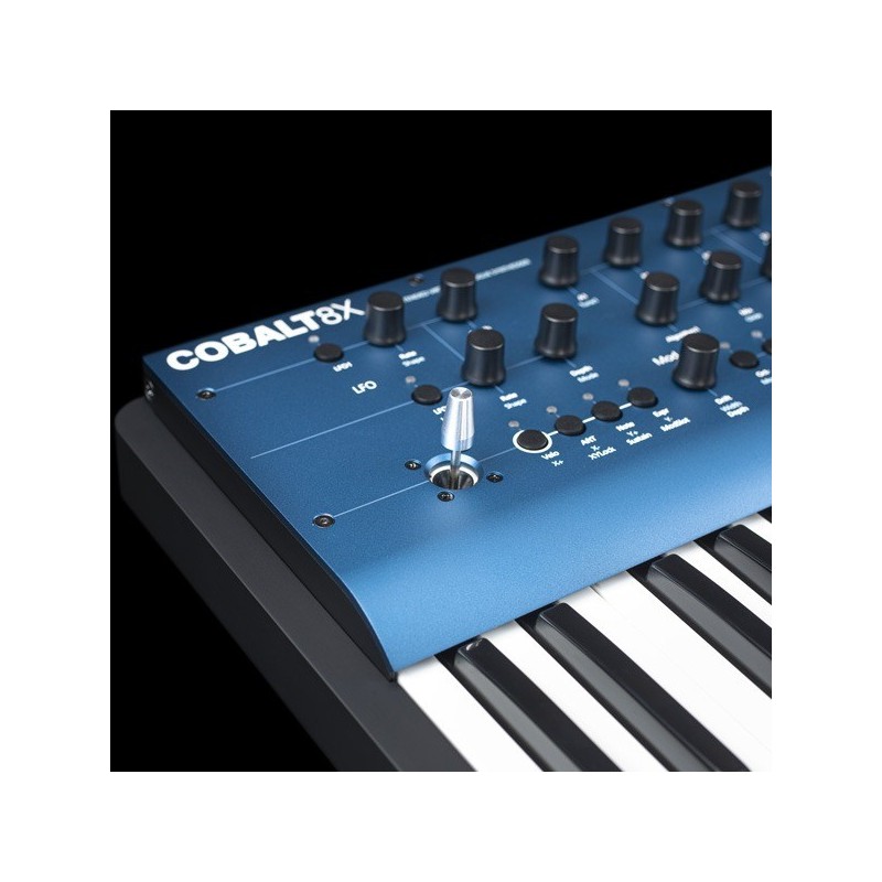 Modal Cobalt8X - syntezator analogowy