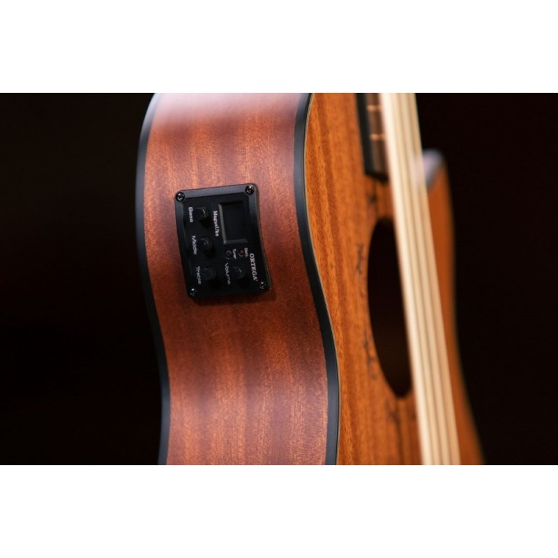 Ortega Lizzy-Pro ukulele basowe