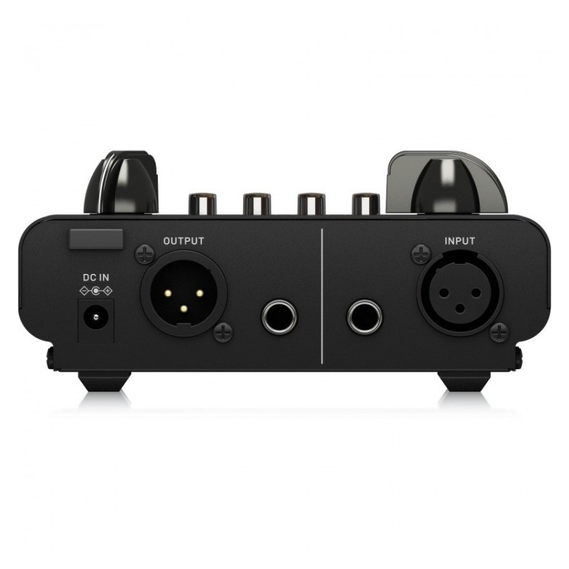 Behringer MIC300 - back side