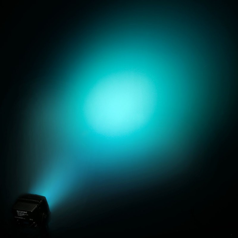 Cameo FLOOD 600 IP65 - Płaska lampa PAR do użytku zewnętrznego z 9 x 12 W RGBWA + UV LED 6 w 1 - 7