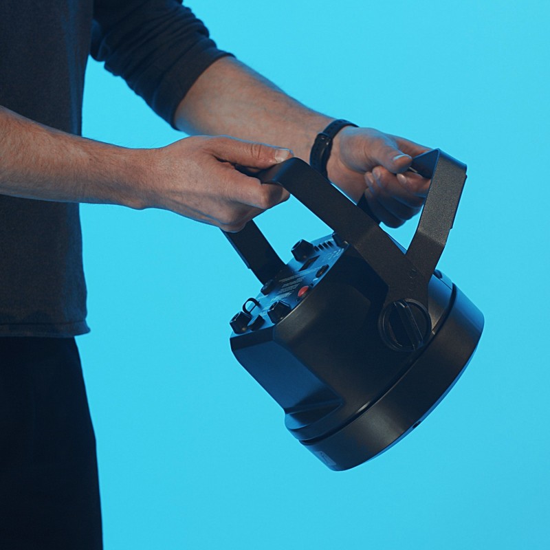 Cameo ROOT® PAR BATTERY - Reflektor LED PAR RGBW o mocy 5 × 4 W z akumulatorem - 11