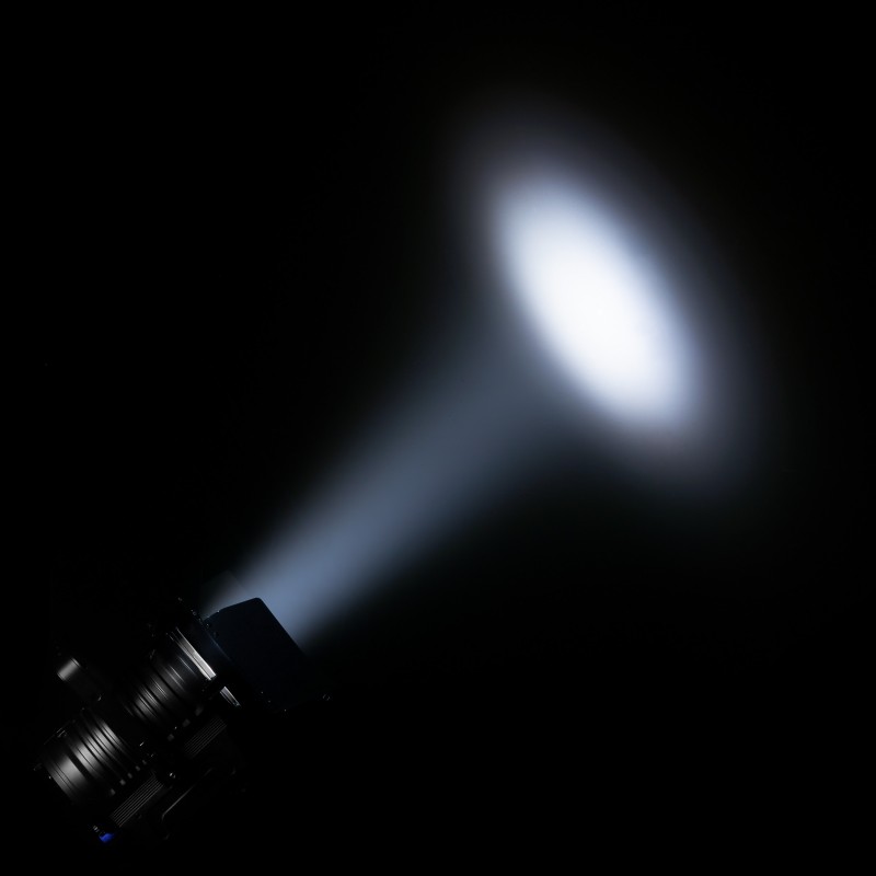 Cameo TS 200 FC - Punkt kinowy z soczewką Fresnela i 200 W diodą LED 6 w 1 w czarnej obudowie - 6