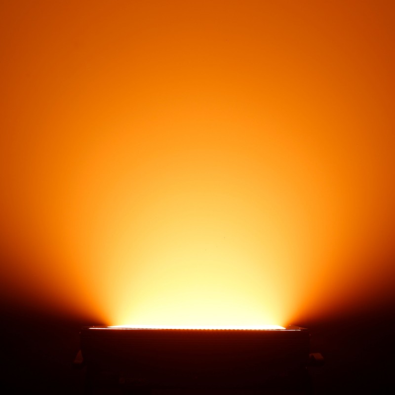 Cameo THUNDER® WASH 600 RGBW - 3 w 1 Strobe, Blinder i Wash Light - 14