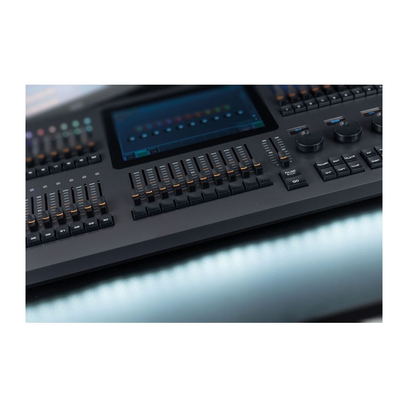 Showtec LAMPY 40 1U - konsoleta DMX - 6