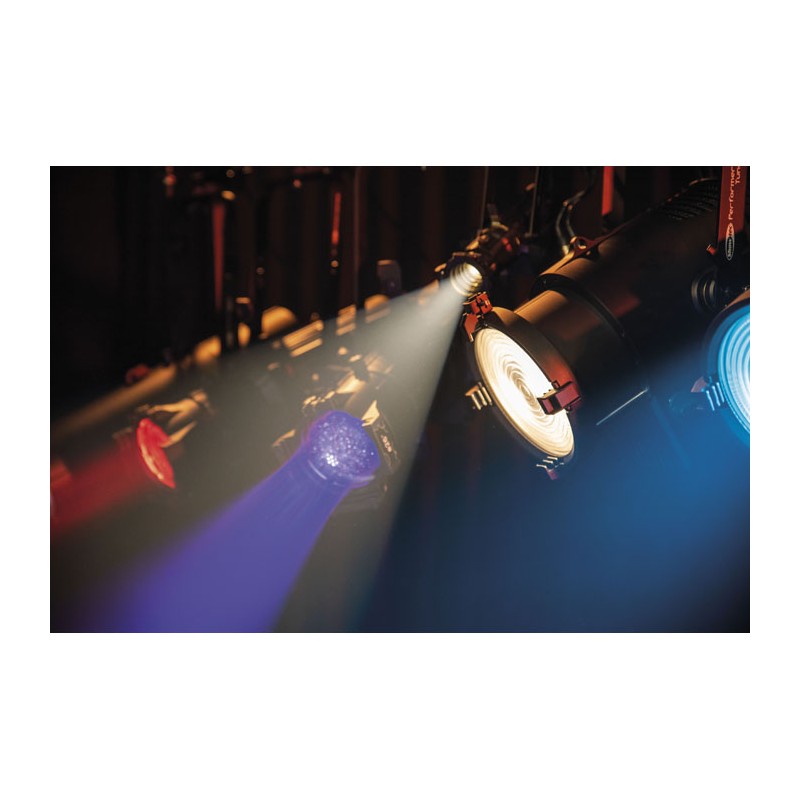 Showtec Performer 1500 Fresnel - 12
