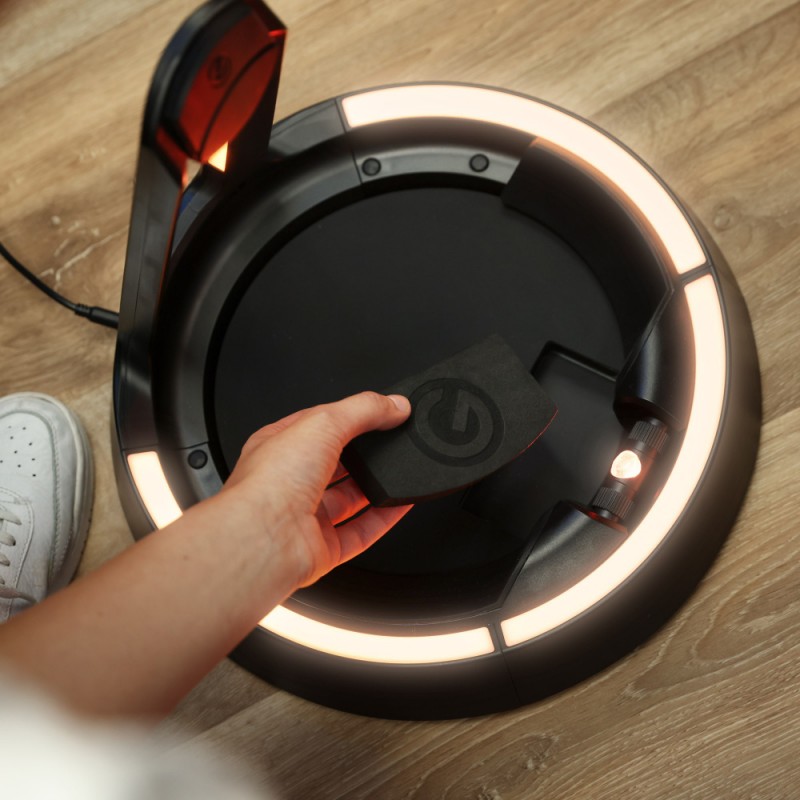 Gravity GS LS A 01 B - Statyw gitarowy z oświetleniem otoczenia - 14