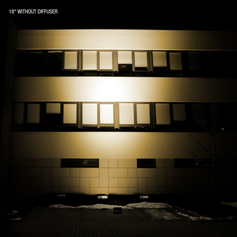 Cameo ZENIT W300 TW - Zewnętrzne oświetlenie LED Wash IP65 - 18