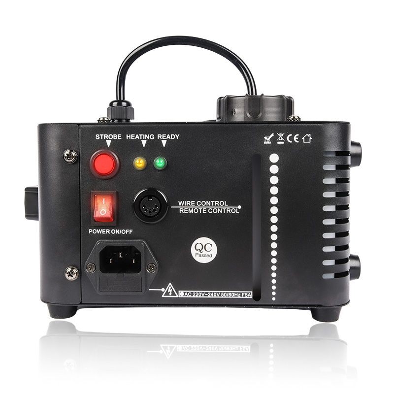 EvoLights ERUPTO 900 - wytwornica dymu pionowego mgły LED pilot - 2