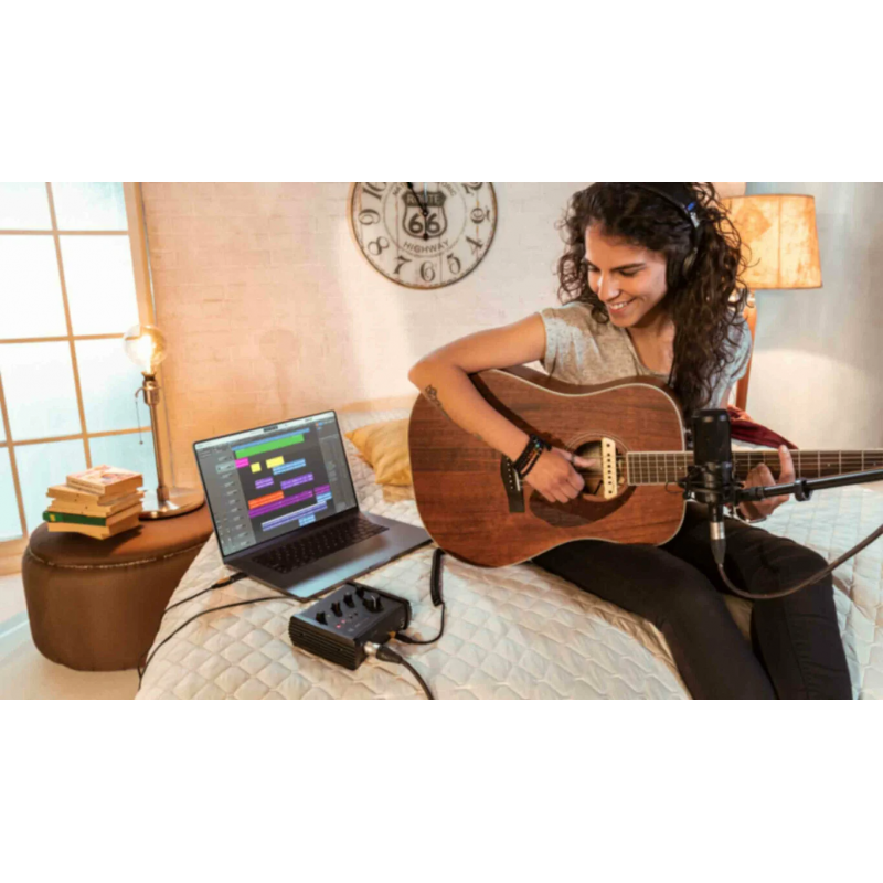 IK Multimedia AXE I/O One - Gitarowy Interfejs Audio - 16