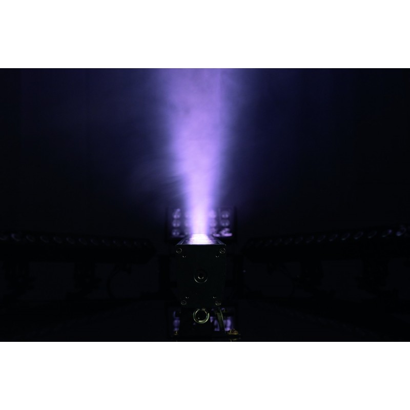 Showtec Belka LED Cameleon Bar 15 Q6 Tour