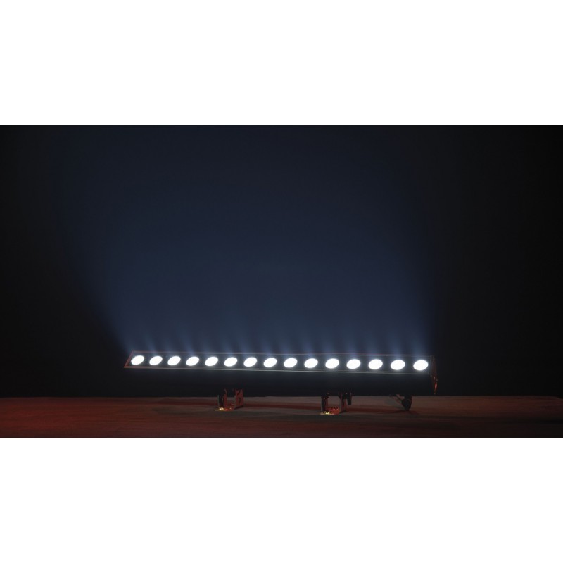 Showtec Belka LED Cameleon PixelBar 15 Q6 Tour