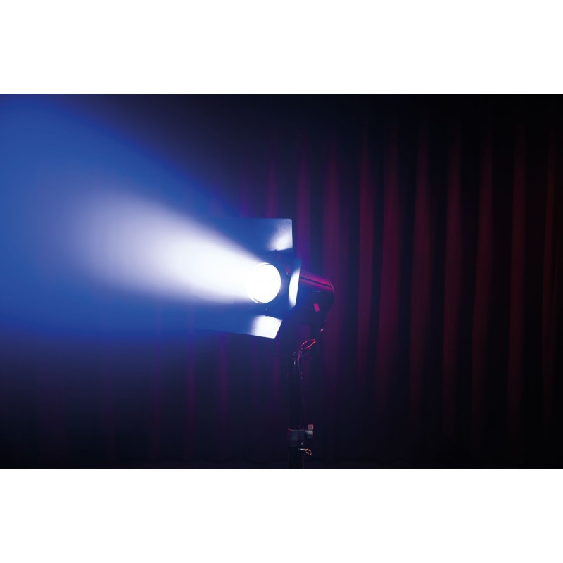 Showtec Reflektor teatralny ACT Fresnel 150 LED RGBAL