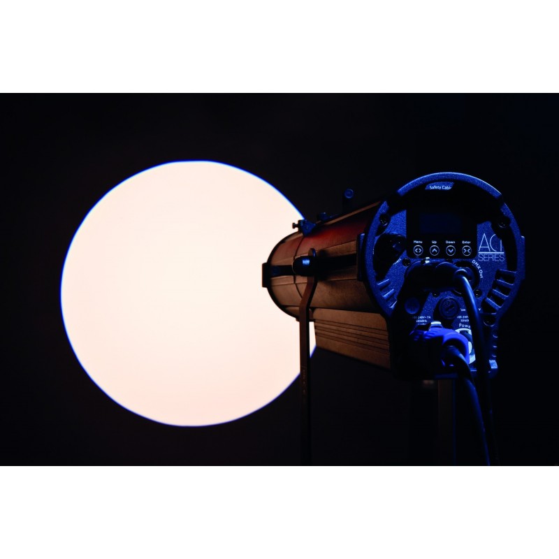 Showtec Reflektor teatralny ACT Profile 50 LED RGBAL