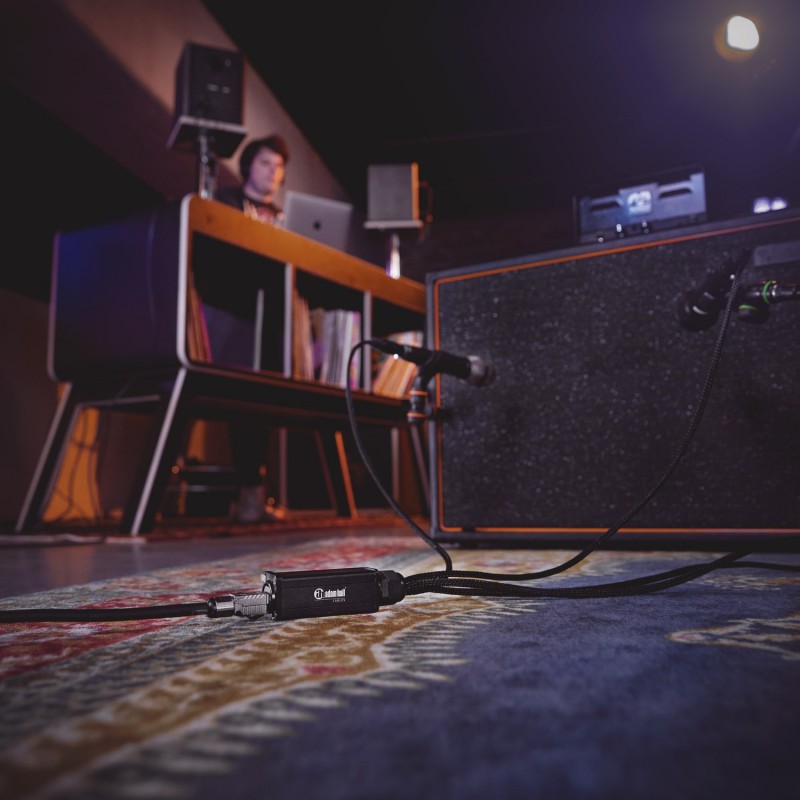 Adam Hall Cables 4 STAR CATBOX XF3 - Adapter DMX XLR 3P F x Cat.6a - 0,3 m