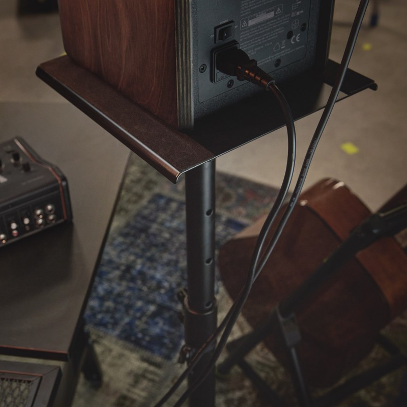 Gravity SP 3202 LR B - Stojak do monitorów studyjnych z dużą okrągłą podstawą