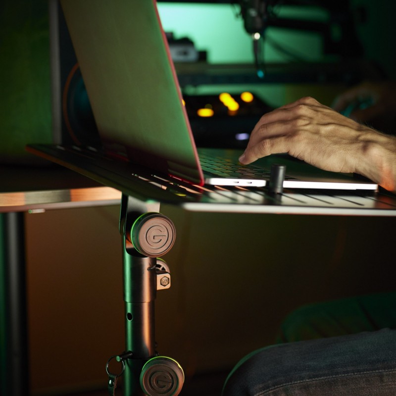 Gravity LTS T 02 B - Uniwersalny statyw pod laptopa
