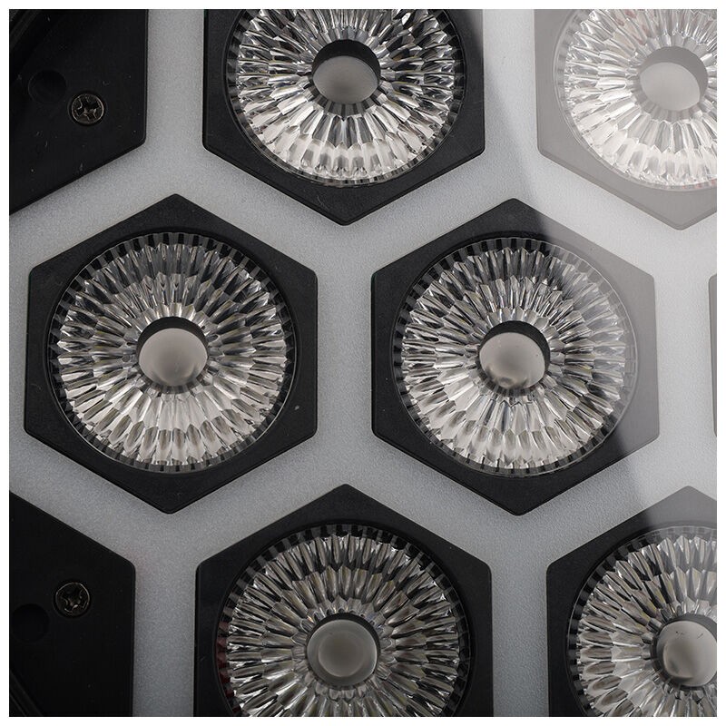 Light4Me FRAME PAR IP65 7x10W LED RGBW - Reflektor PAR