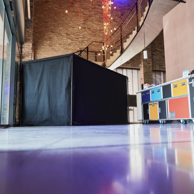 Gravity PAD T - Poziomy drążek teleskopowy do systemu kurtyn rurowych i zasłonowych