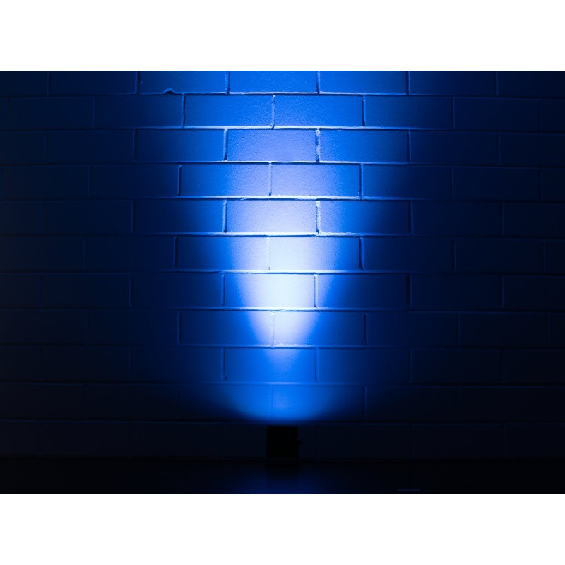 Eurolite AKKU Mini IP UP-4 QCL Spot MK2 - Reflektor spot wodoodporny