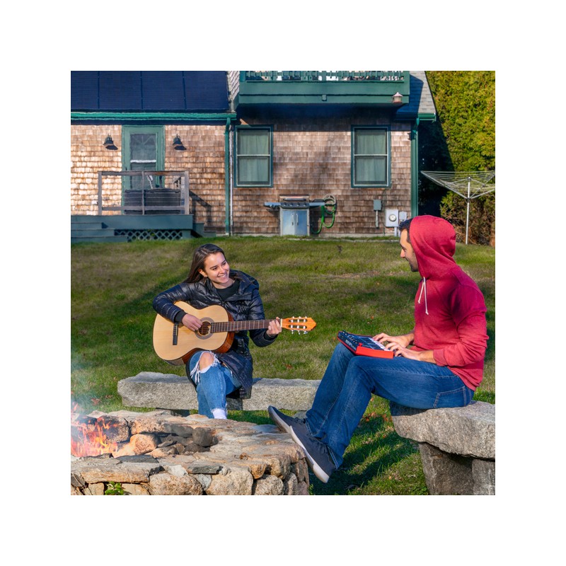 Akai MPK MINI PLAY 3 - Mini klawiatura sterująca