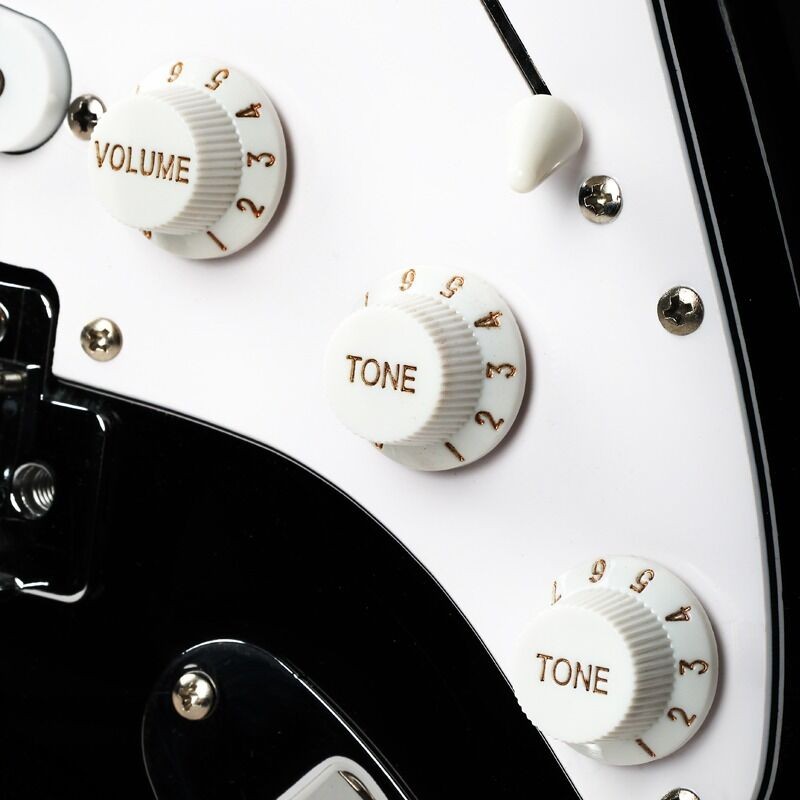 V-Tone ESST39 BK - Gitara elektryczna 4/4 Stratocaster 39" SSS + wzmacniacz gitarowy