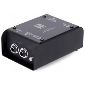 Palmer PAN 02 - DI-Box - 1 - Diboxy - Standardowy aktywny DI-Box Zasilanie mozliwe za pomoca baterii 9 V lub zasilania phantom 4