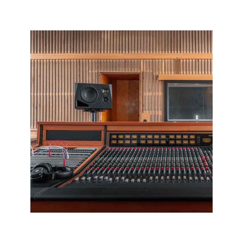 ADAM Pro Audio A8H A - Monitor studyjny aktywny średniego pola