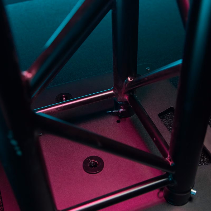 Gravity TWB 431 T B - Kwadratowa stalowa podstawa do montażu kratownic