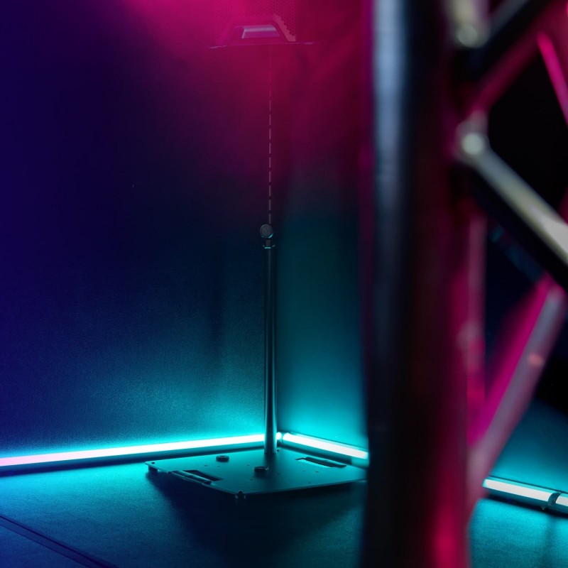 Gravity TWB 431 T B - Kwadratowa stalowa podstawa do montażu kratownic