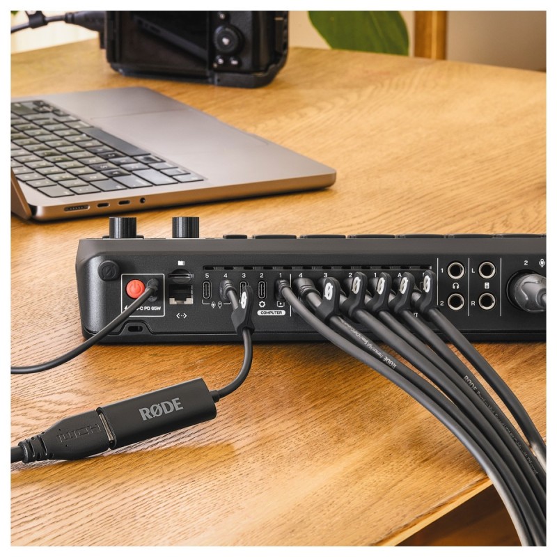 Rode HDMI To USB-C Converter - Konwerter HDMI na USB-C - 5 - Konwertery - Konwerter HDMI na USB-C Rode jest przeznaczony dla twó