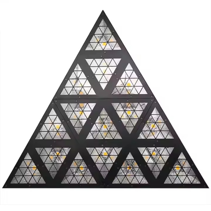 Light4Me Triangis - Efekt świetlny LED 64x2W RGBA