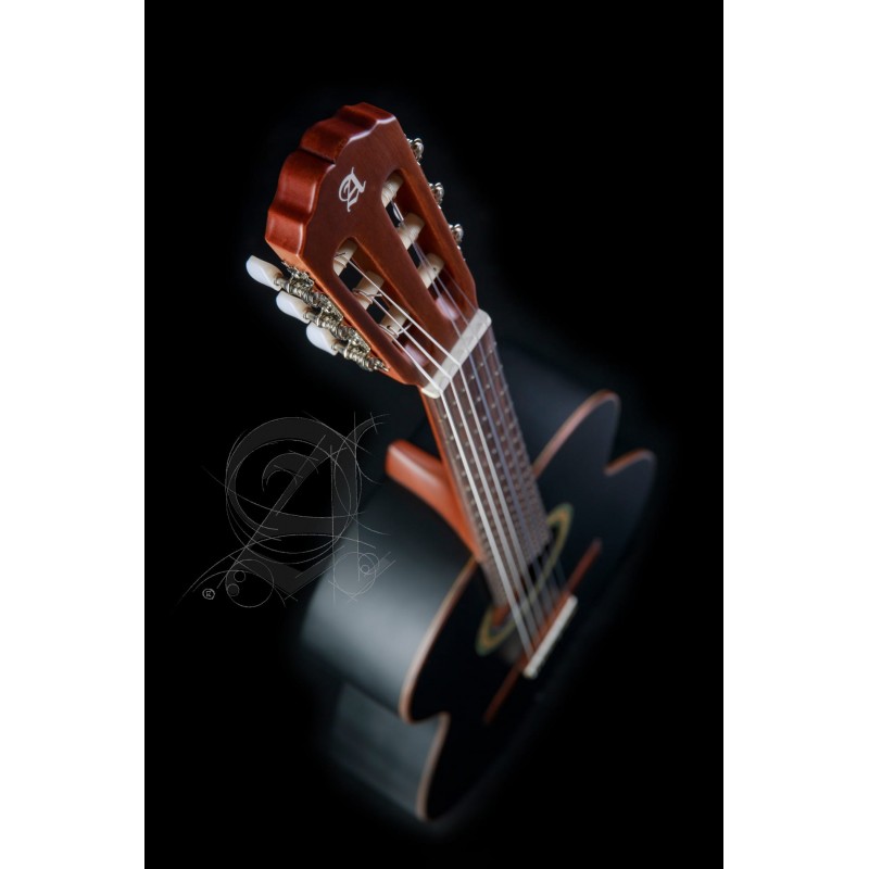 Alhambra 1C Black Satin - gitara klasyczna 4/4 z pokrowcem 10mm w zestawie - 11 - Gitary klasyczne - Alhambra 1C Black Satin  to