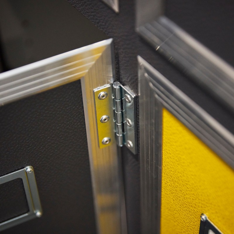 Adam Hall Hardware 2602 SHIM - Podstawa do zawiasu