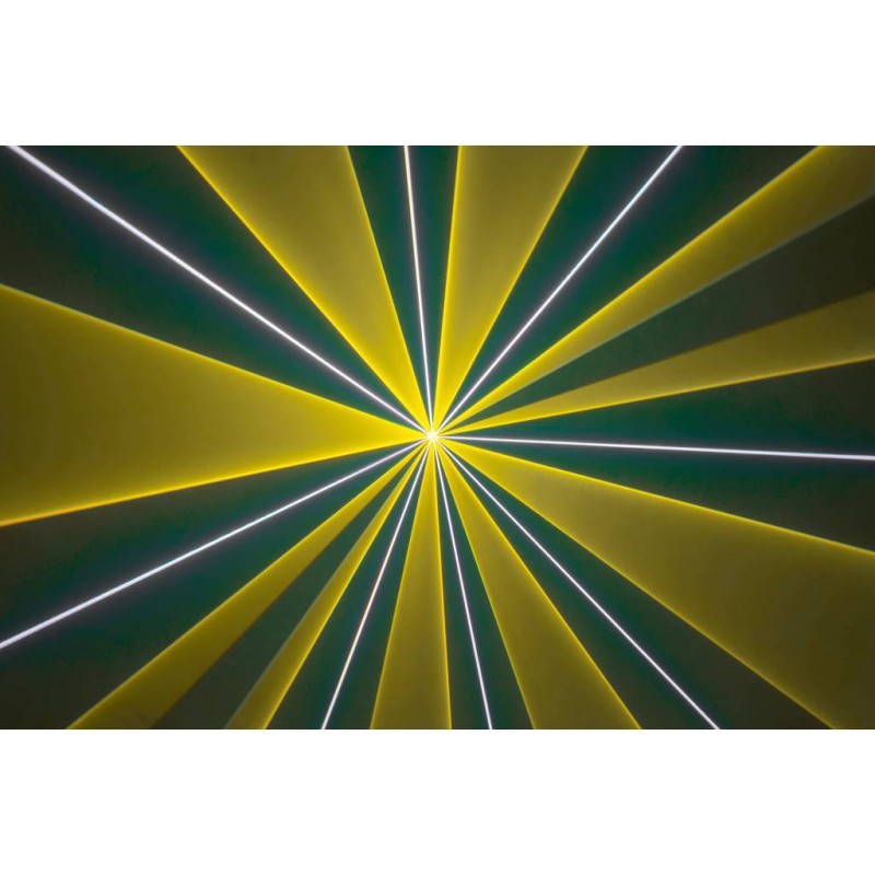 Laserworld CUBE 7 Laser z akumulatorem - 14 - Lasery - Laserworld CUBE 7 jest wyposażony we wbudowany akumulator (6400 mAh), co 