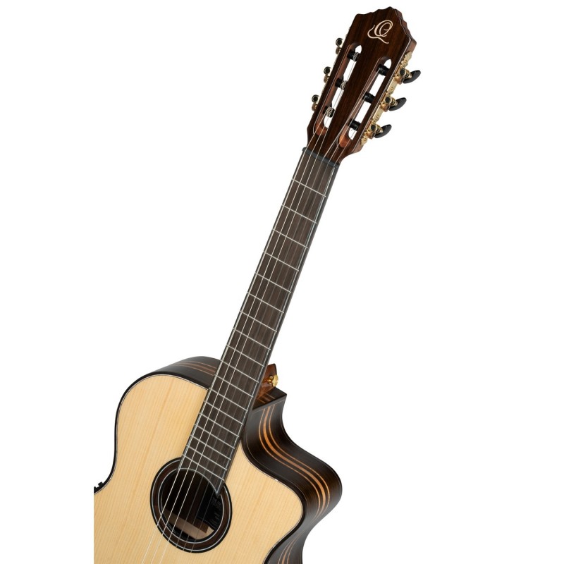 Ortega GRANDSUITE-CE The Private Room - Gitara elektroklasyczna 4/4 z pokrowcem