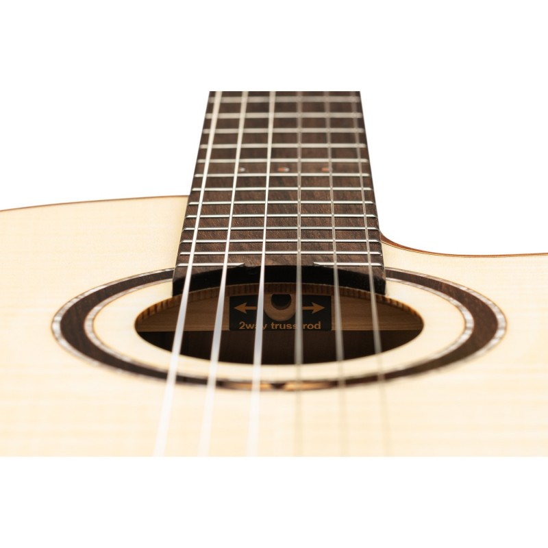 Ortega BRIDESUITECE The Private Room - Gitara elektroklasyczna 4/4 z pokrowcem