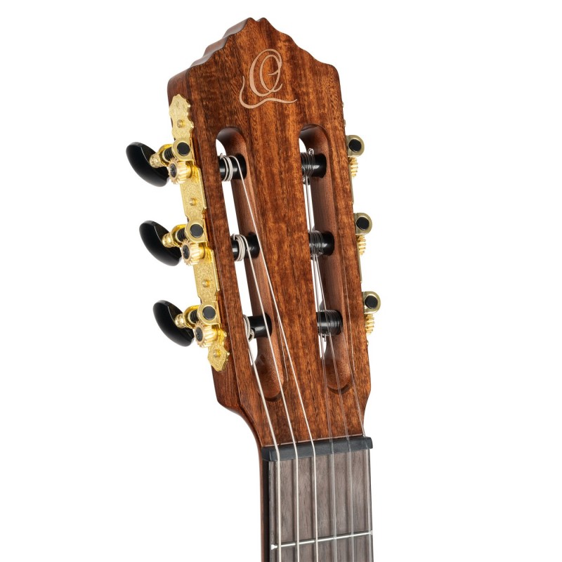 Ortega EXOTICSUITECE The Private Room - Gitara elektroklasyczna 4/4 z pokrowcem