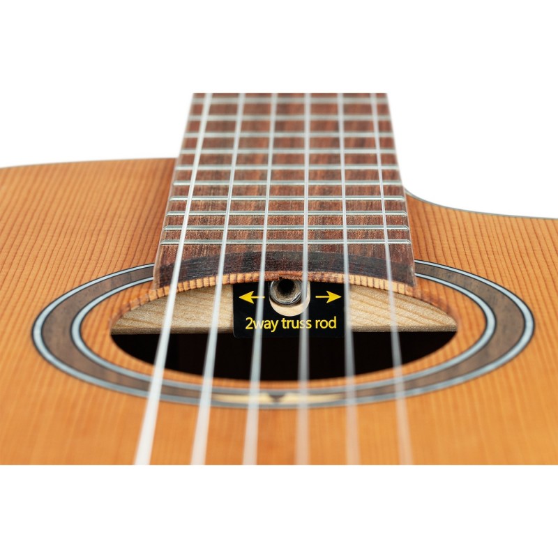 Ortega RCE24RO Thermo Series - Gitara elektroklasyczna 4/4 z pokrowcem