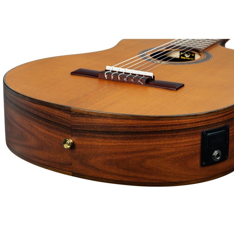 Ortega RCE24RO Thermo Series - Gitara elektroklasyczna 4/4 z pokrowcem