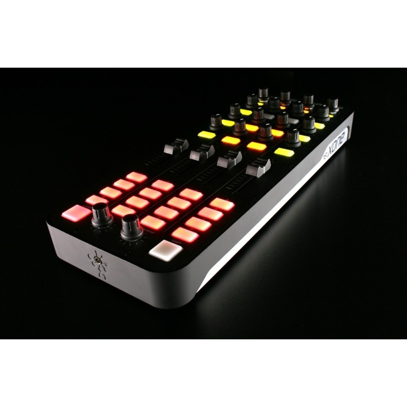 ALLEN & HEATH XONE K2 - kontroler DJ
