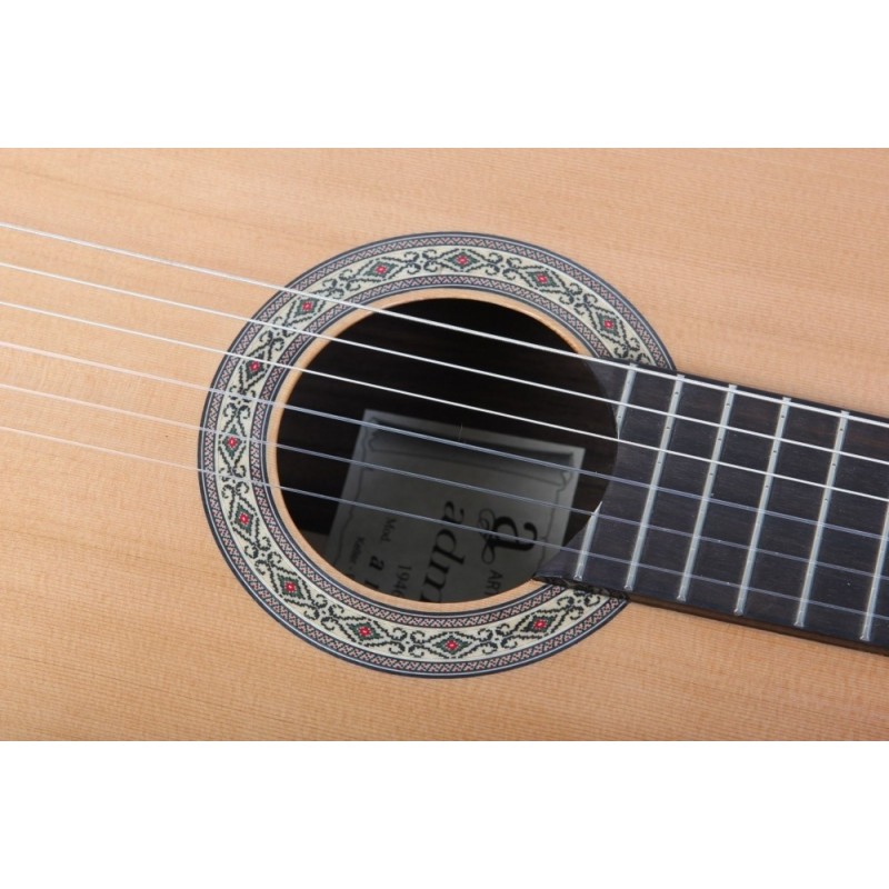Admira A10 - gitara klasyczna