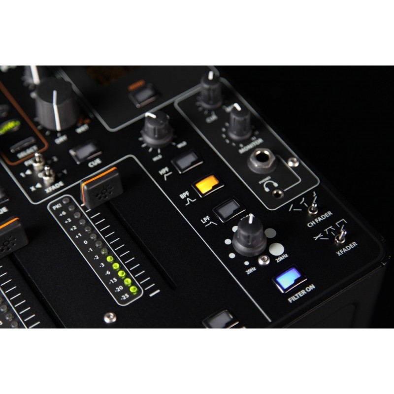 ALLEN & HEATH XONE DB4 - mikser DJ