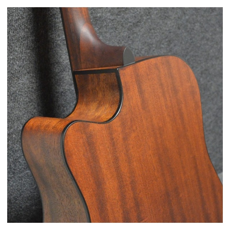 Marris DCE - gitara elektroakustyczna ze statywem