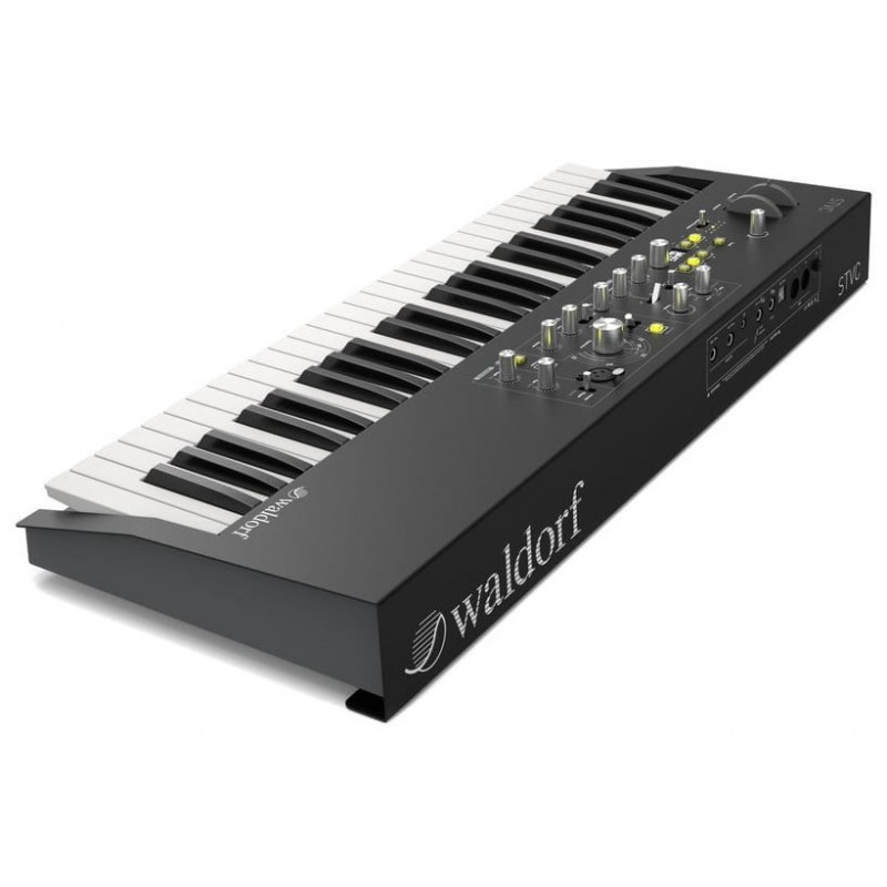 Waldorf STVC - syntezator