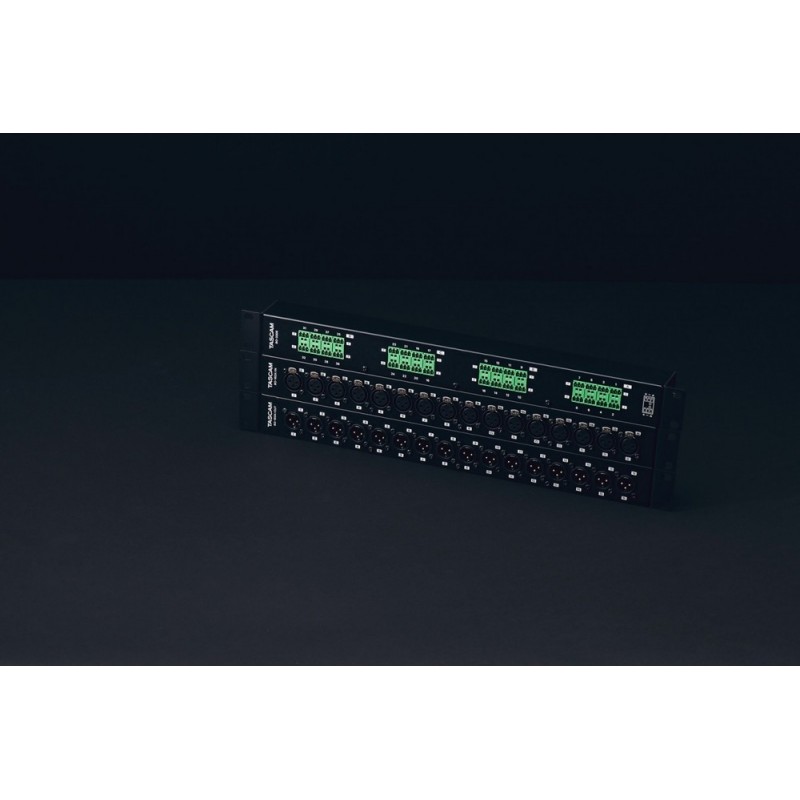 Tascam BO-32DE - Panel przyłączeniowy