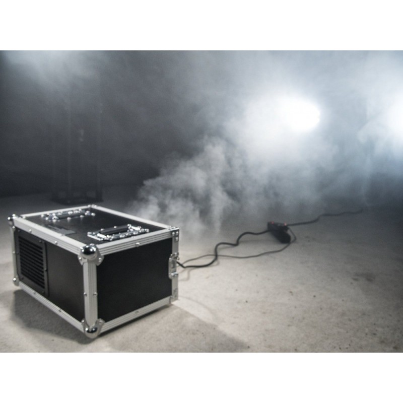 EUROLITE NH-110 Tour Hazer - Wytwornica mgły z case