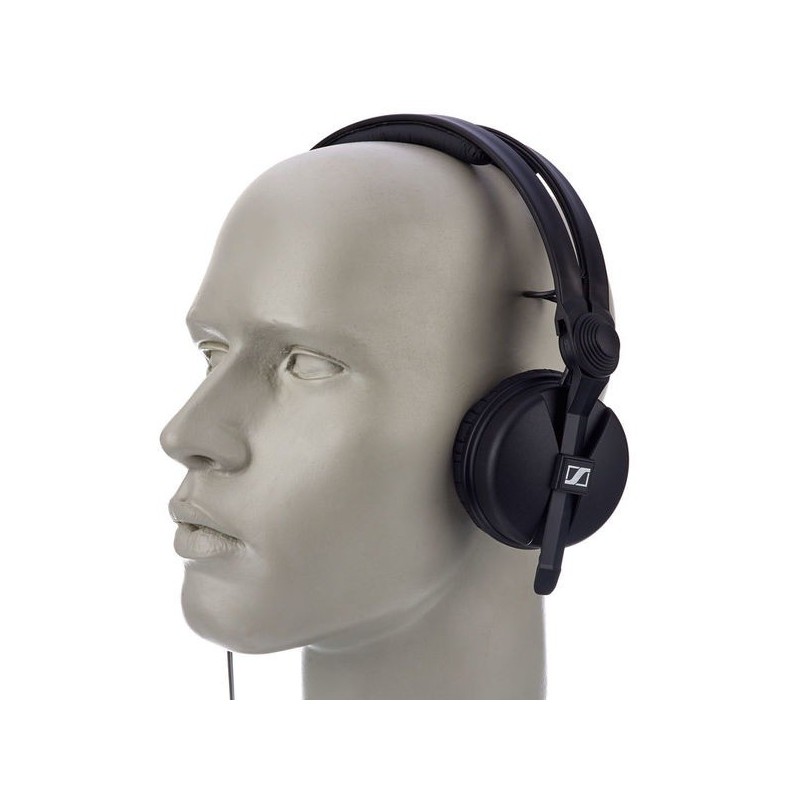 Sennheiser HD-25 on dummy head
