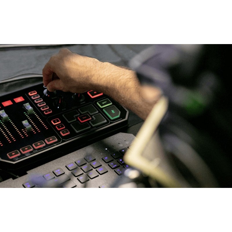 TC HELICON GO XLR - Mikserslssampler do streamingu