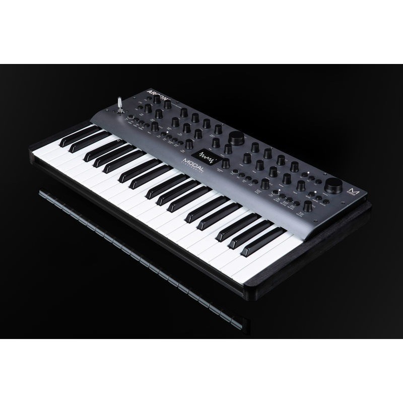 Modal Electronics Argon8 - right